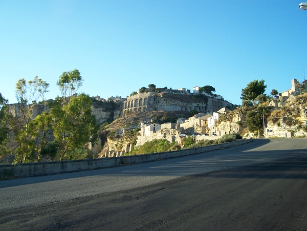 Gerace Gates